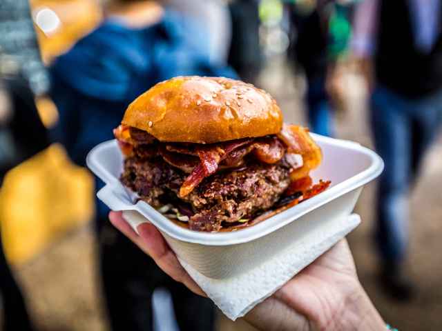 Ξεκινά το Street Food Festival