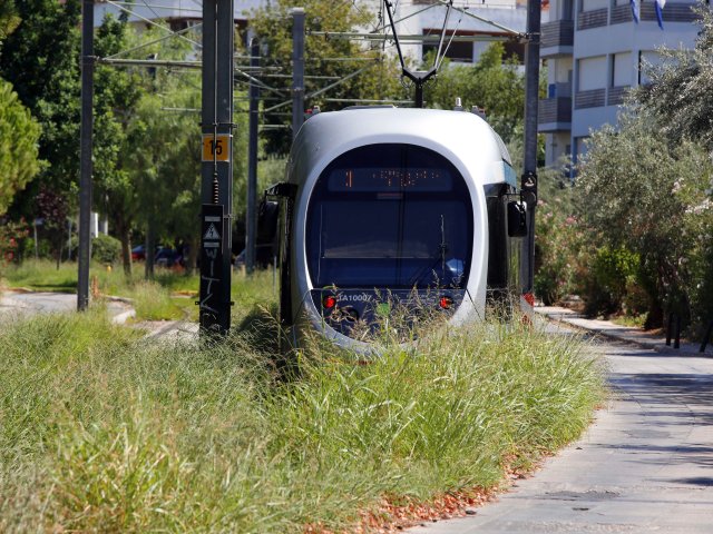 Η επιστολή του Δημάρχου Γλυφάδας σχετικά με την ‘εγκατάλειψη’ της γραμμής του Τραμ στη Γλυφάδα