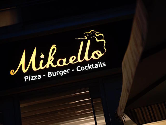 Mikaello, ένα νέο ιδιαίτερο burger house στα Νότια