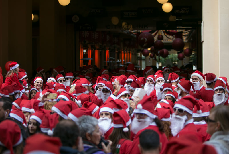 Santa Run για πρώτη φορά στην Ηλιούπολη