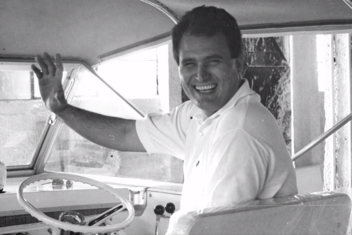 Αριστοτέλης Ζέης: Ο ναυπηγός της Kennedy και του Aznavour που μεσουράνησε στη Γλυφάδα