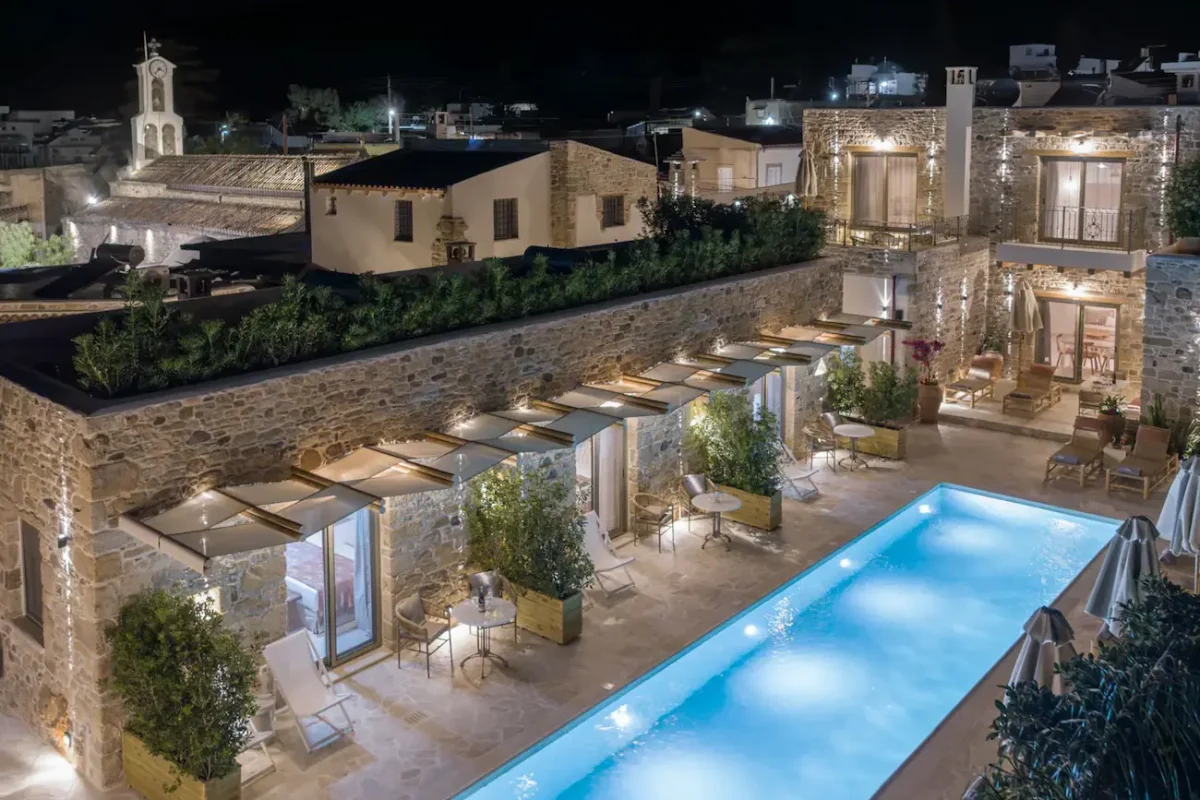 st. TEN Stone Built Village: Οι design πετρόχτιστες κατοικίες που θα απογειώσουν τις διακοπές σου στο Ηράκλειο Κρήτης