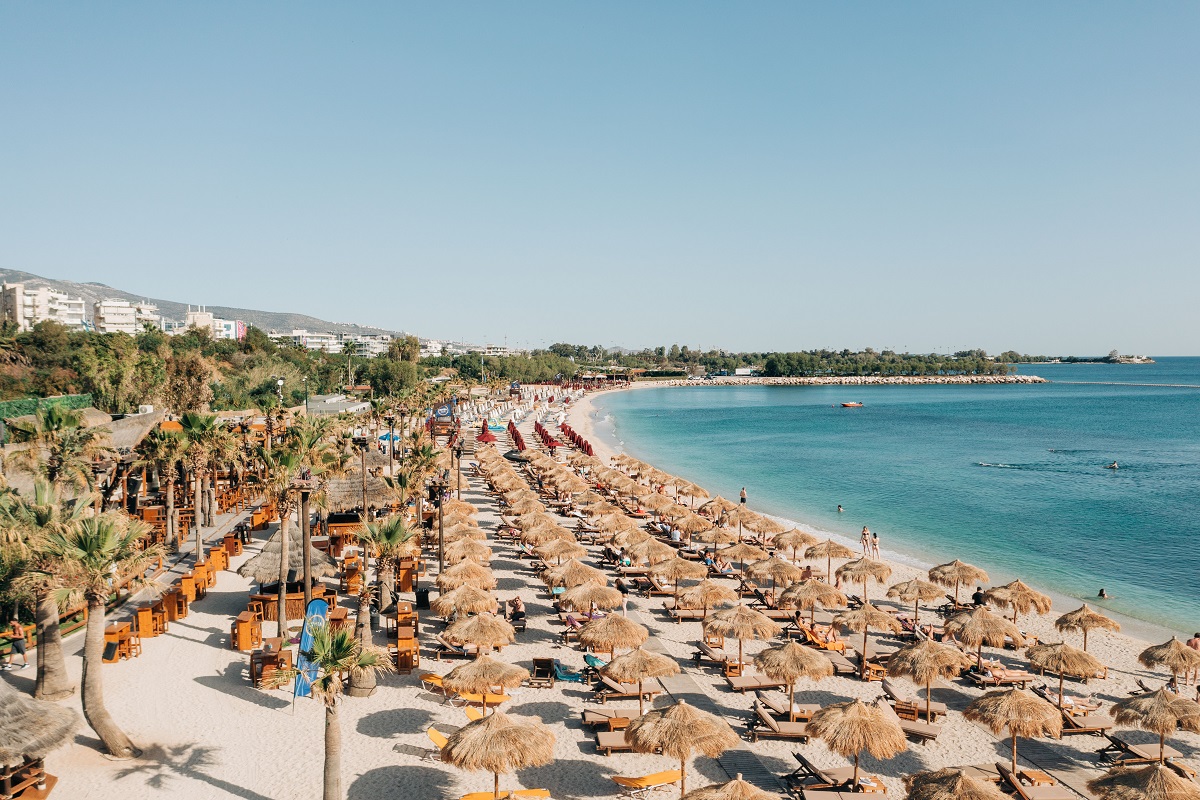 Bolivar Beach Club: Mια μοναδική all day εμπειρία στην καρδιά της Αθηναϊκής Ριβιέρας