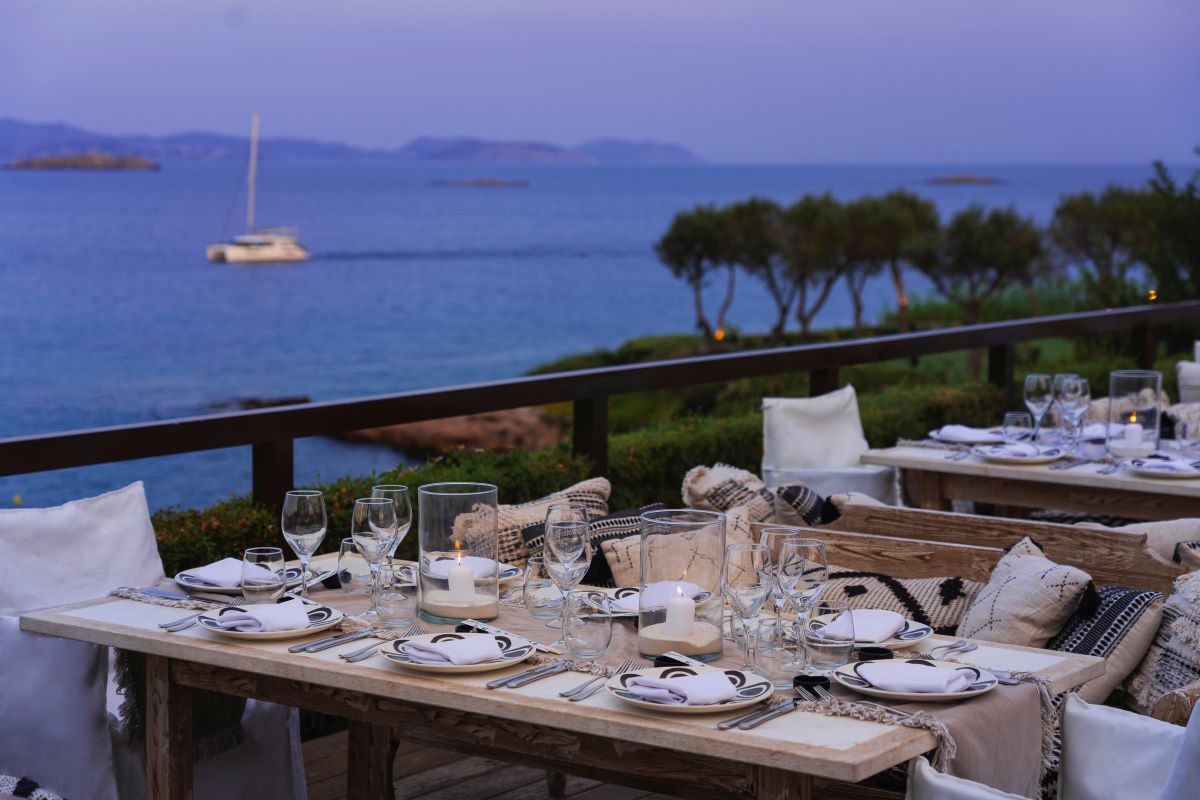 Chic dining with a sea view: The upscale restaurants of the Athens Riviera